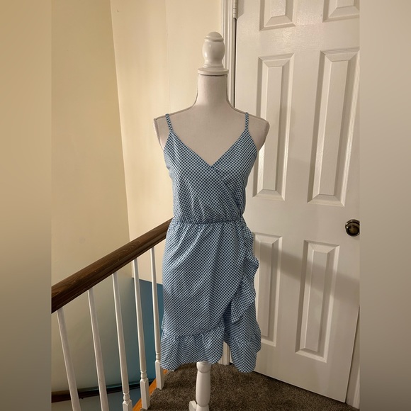 Kaileigh Sleeveless Gingham Wrap Dress NWT!! - Picture 2 of 16